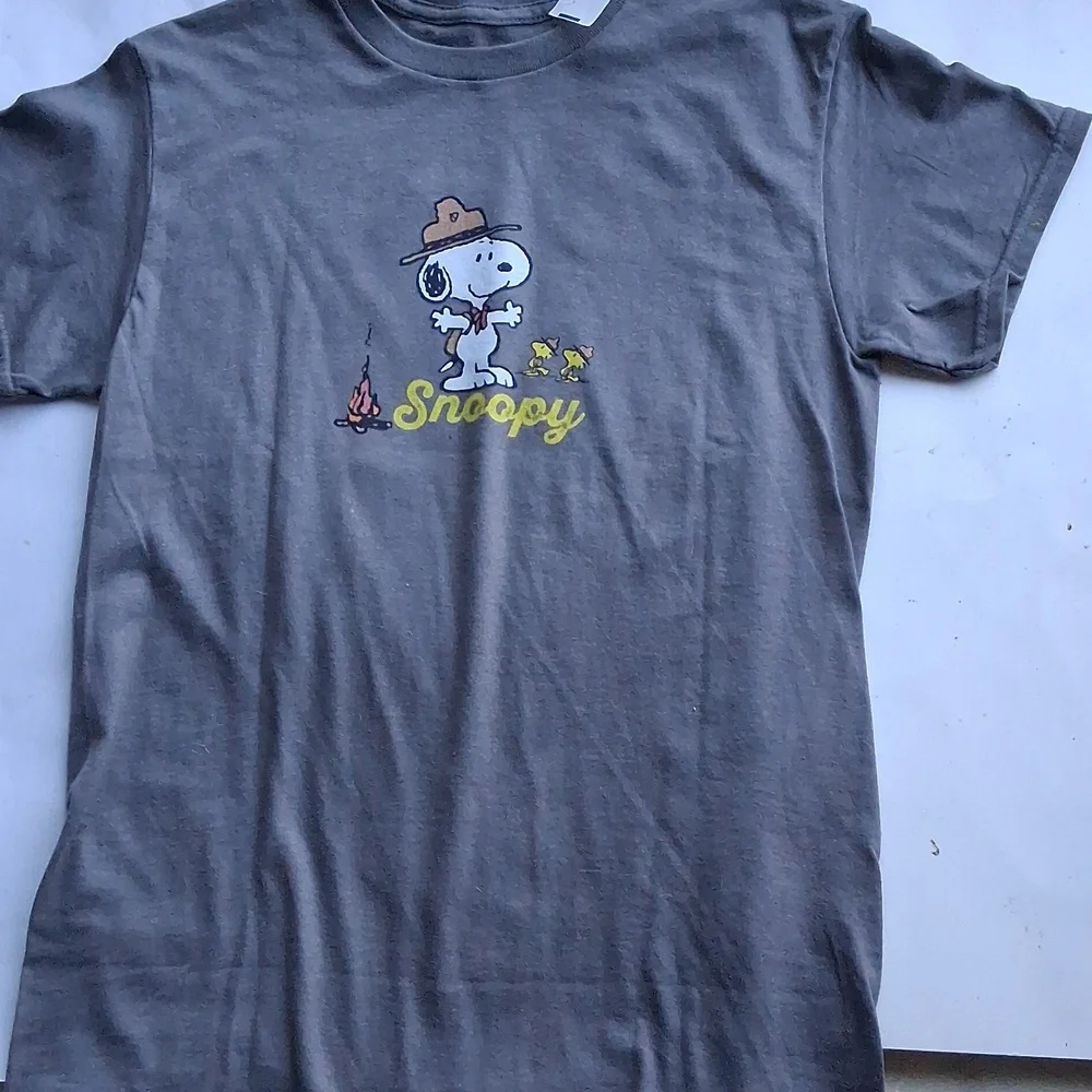 Peanuts Charcoal Snoopy Scout T-Shirt - Picture 3 of 6